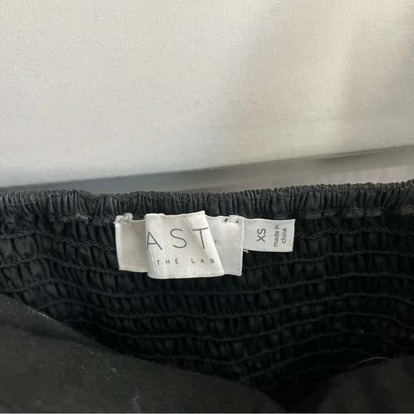 ASTR the Label Black Puff Sleeve Poplin Midi Dress - Picture 5 of 6